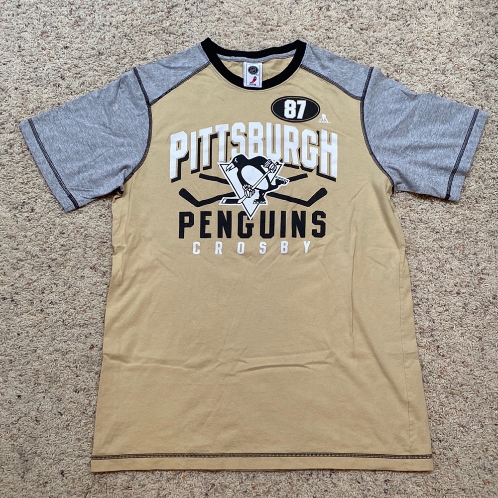 (2nd)Mens or Womens Pittsburgh Penguins Crosby shirt. - Picture 2 of 5